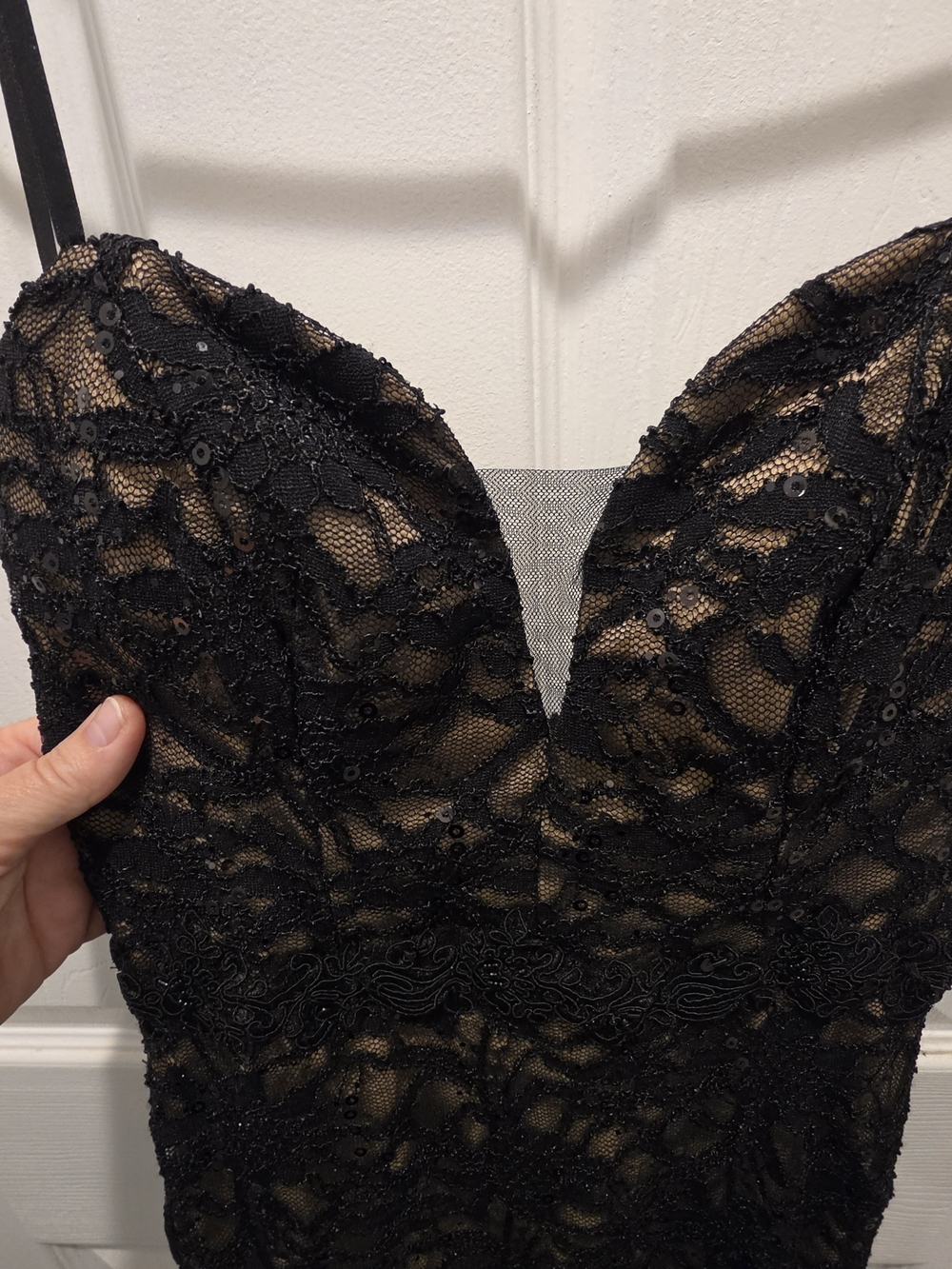 B. Smart Black Lace Strapless Evening Dress with Nude Lining